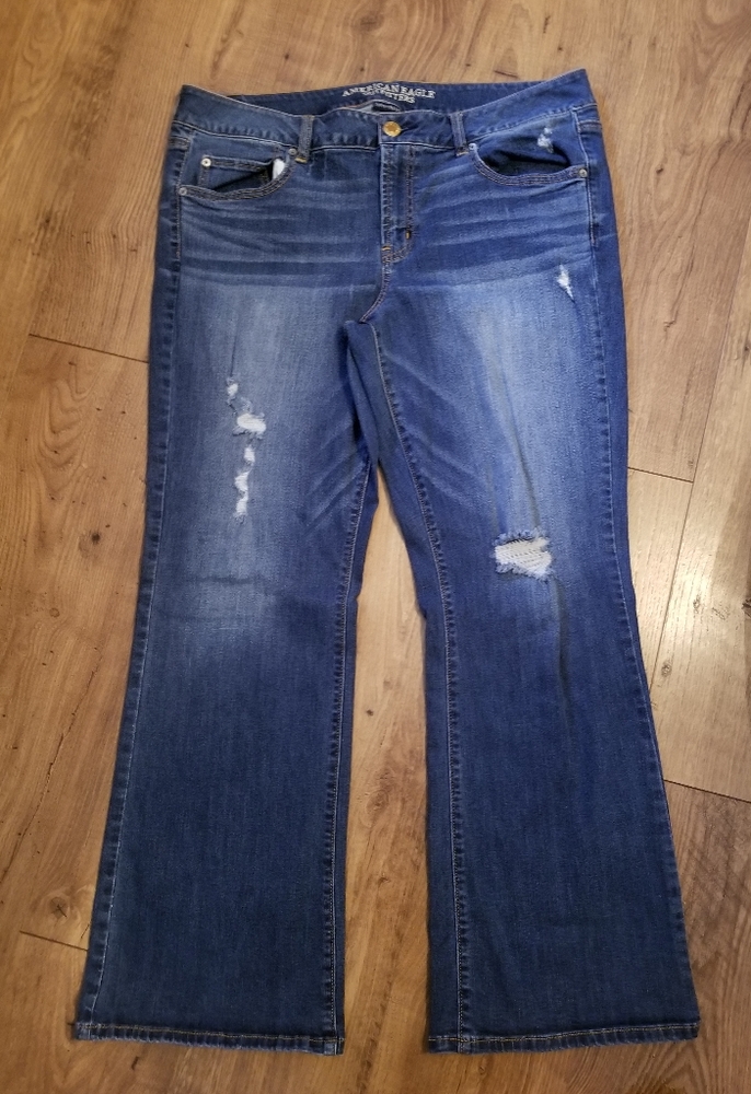 American eagle favorite boyfriend jeans